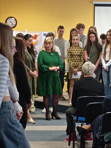 pondelok 30. mája 2022 15:04:40