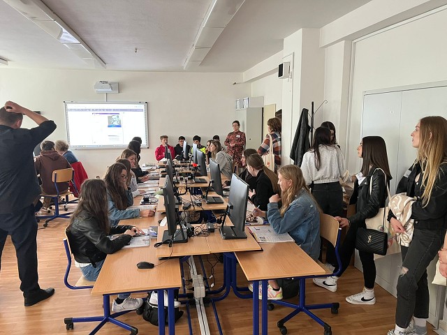 pondelok 30. mája 2022 15:14:02