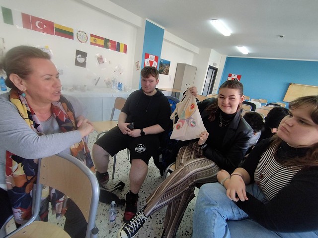 utorok 21. marca 2023 12:13:05